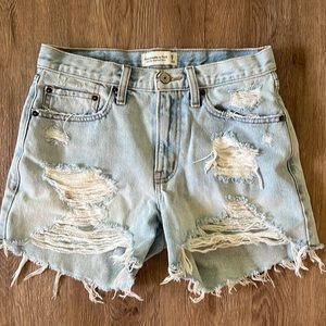 Abercrombie & Fitch mid rise denim short size 25 (size 0)